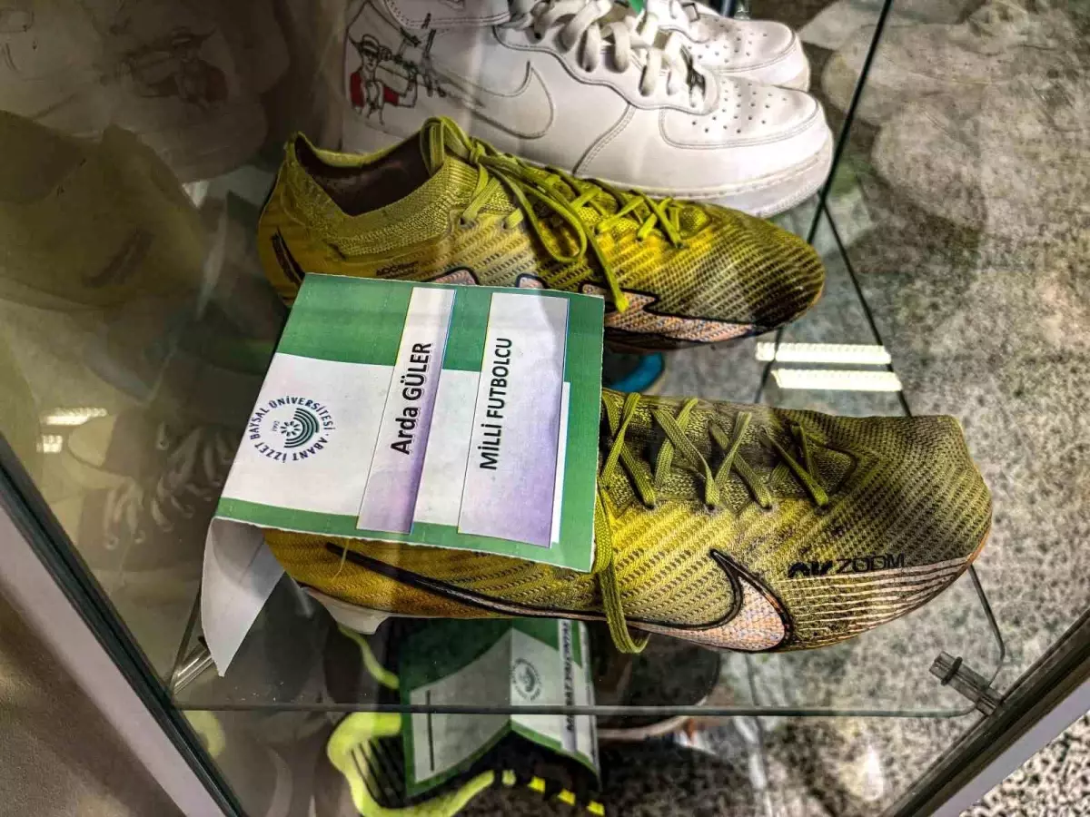 arda-guleri-real-madride-transfer-ettiren-krampon-bu-muzede-3JR1tUL2.jpg