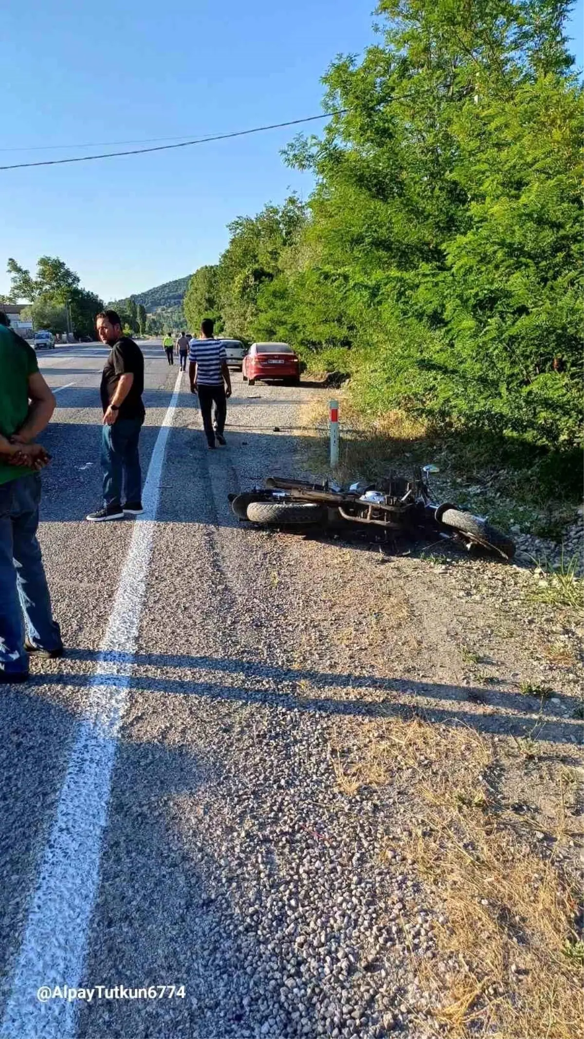 zonguldakta-trafik-kazasi-iki-yarali-8gErLvwV.jpg