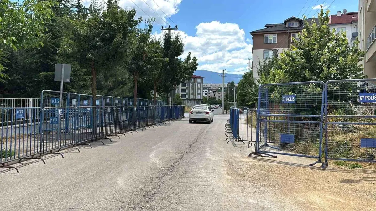boluda-grand-kartal-otel-yangini-davasi-icin-guvenlik-tedbirleri-2VHRk4WJ.jpg