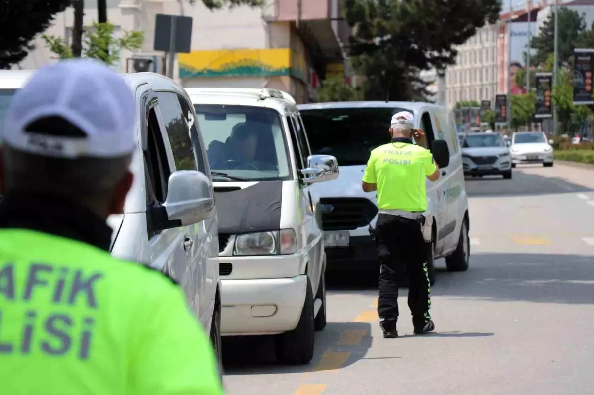 boluda-trafik-kontrollerinde-6-milyon-tl-ceza-kesildi-8rnZ8K3J.jpg