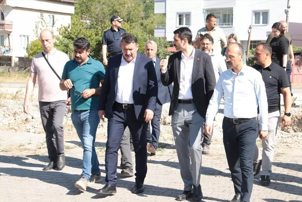 devrek-belediye-baskani-ozcan-ulupinardan-baston-park-ziyareti-xRgX6kJI.jpg