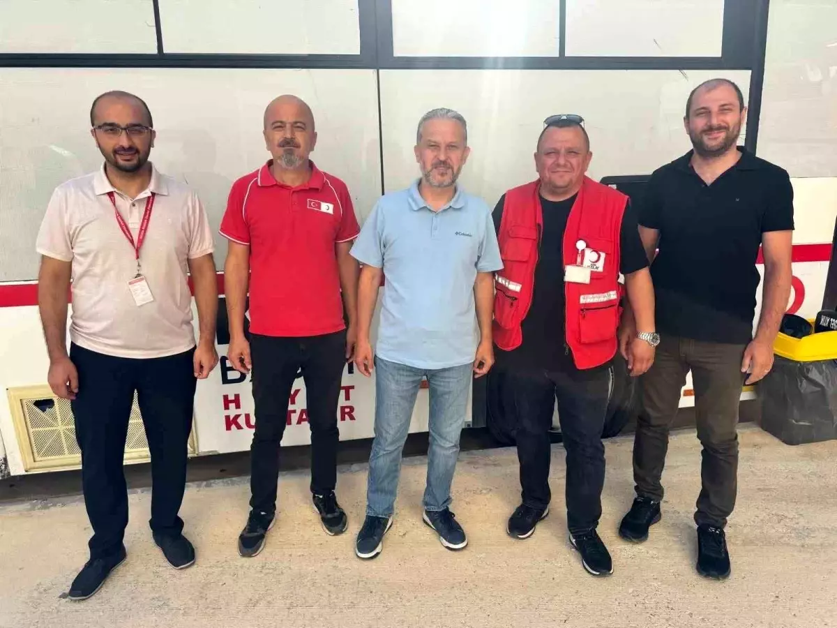 duzcede-kan-bagisi-aktifligi-sihhat-muduru-yilmazdan-tesekkur-4ZPc9OQK.jpg
