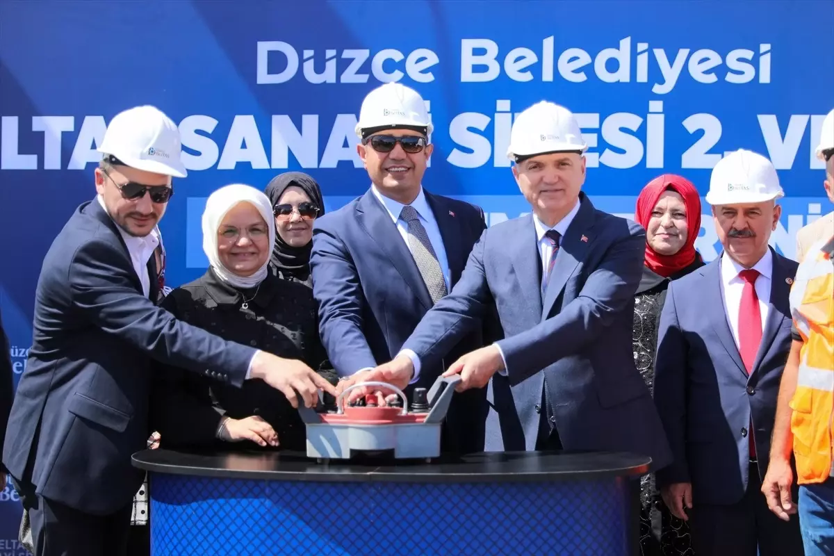 duzcede-yeni-sanayi-sitesinin-temelleri-atildi-Z3MyQC87.jpg