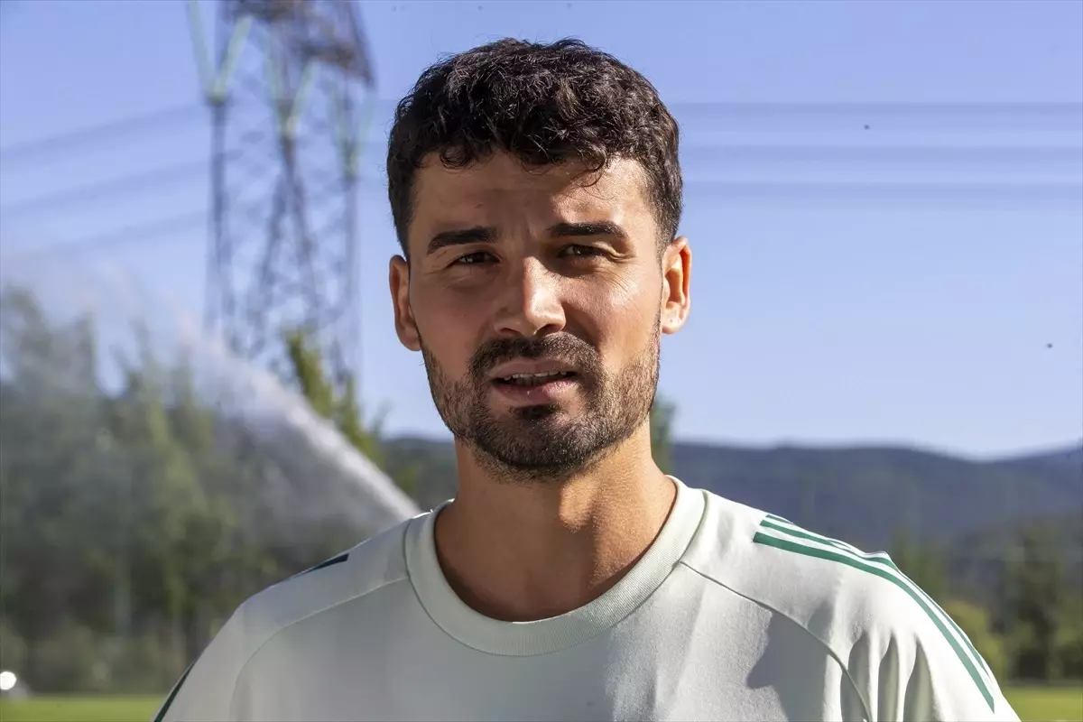 esenler-erokspor-super-lig-maksadiyla-hazirliklarini-surduruyor-POSG3QQy.jpg