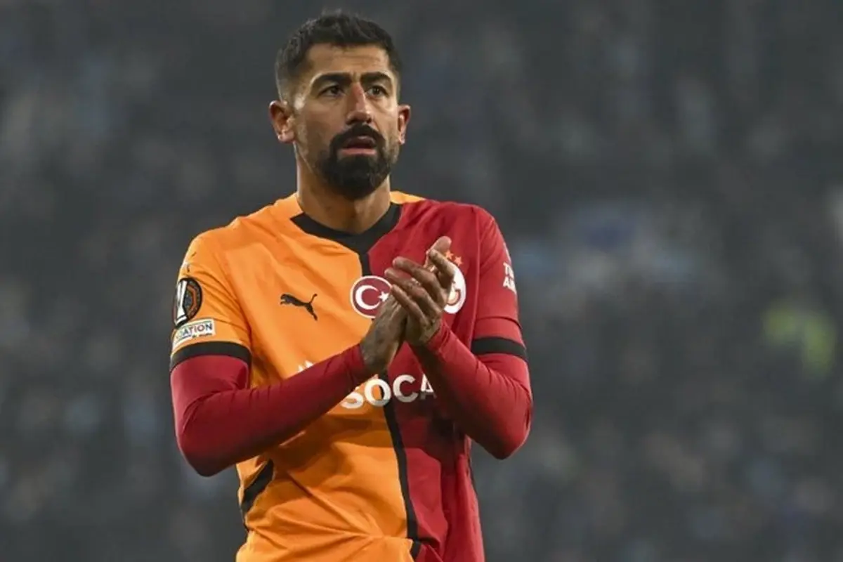 kerem-demirbayin-yeni-kadrosu-asik-r-oldu-10-numarali-formayi-giyecek-IX6jFUxS.jpg