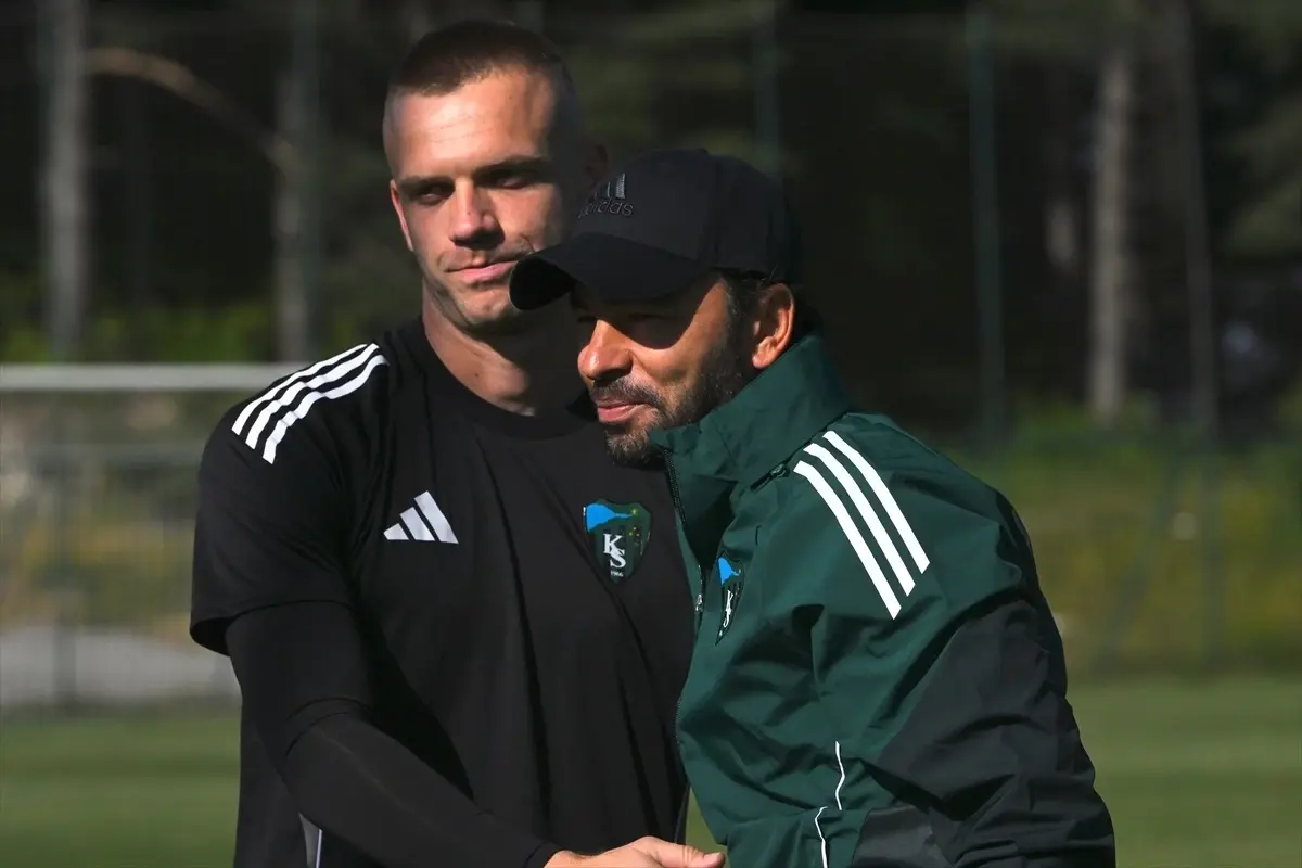 kocaelispor-yeni-donem-hazirliklarini-surduruyor-cIQTg7Gm.jpg
