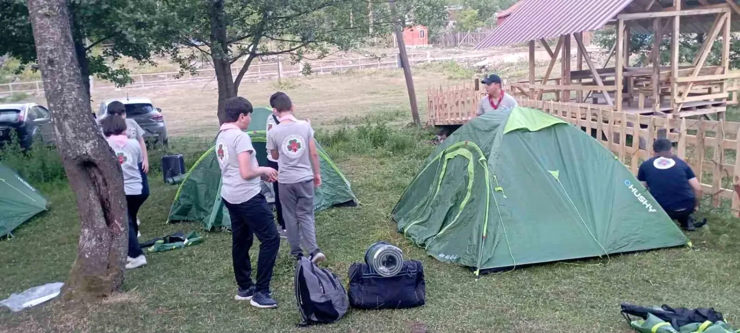 zonguldakta-yazimda-kardeslik-var-projesi-ile-gencler-kamp-yapti-2wnhpTTb.jpg