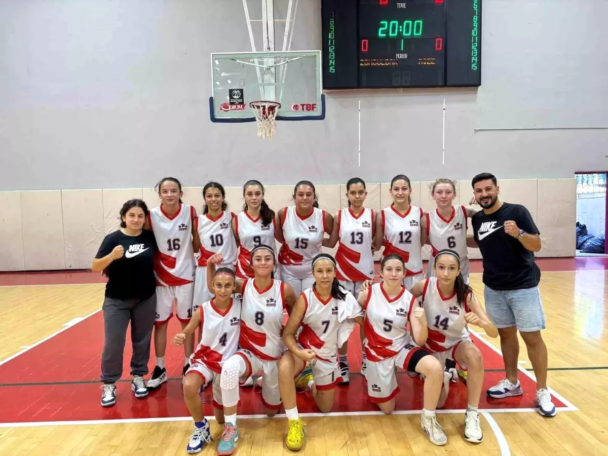 duzce-basketbol-ekipleri-analig-yari-finalinde-muvaffakiyet-elde-etti-RZELkUP4.jpg