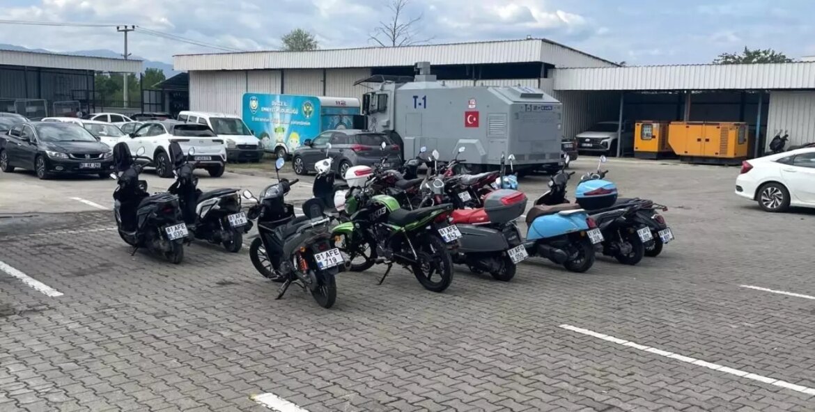 duzcede-adapsiz-motosiklet-operasyonu-21-arac-ele-gecirildi-27-gozalti-UqJwlyjz.jpg