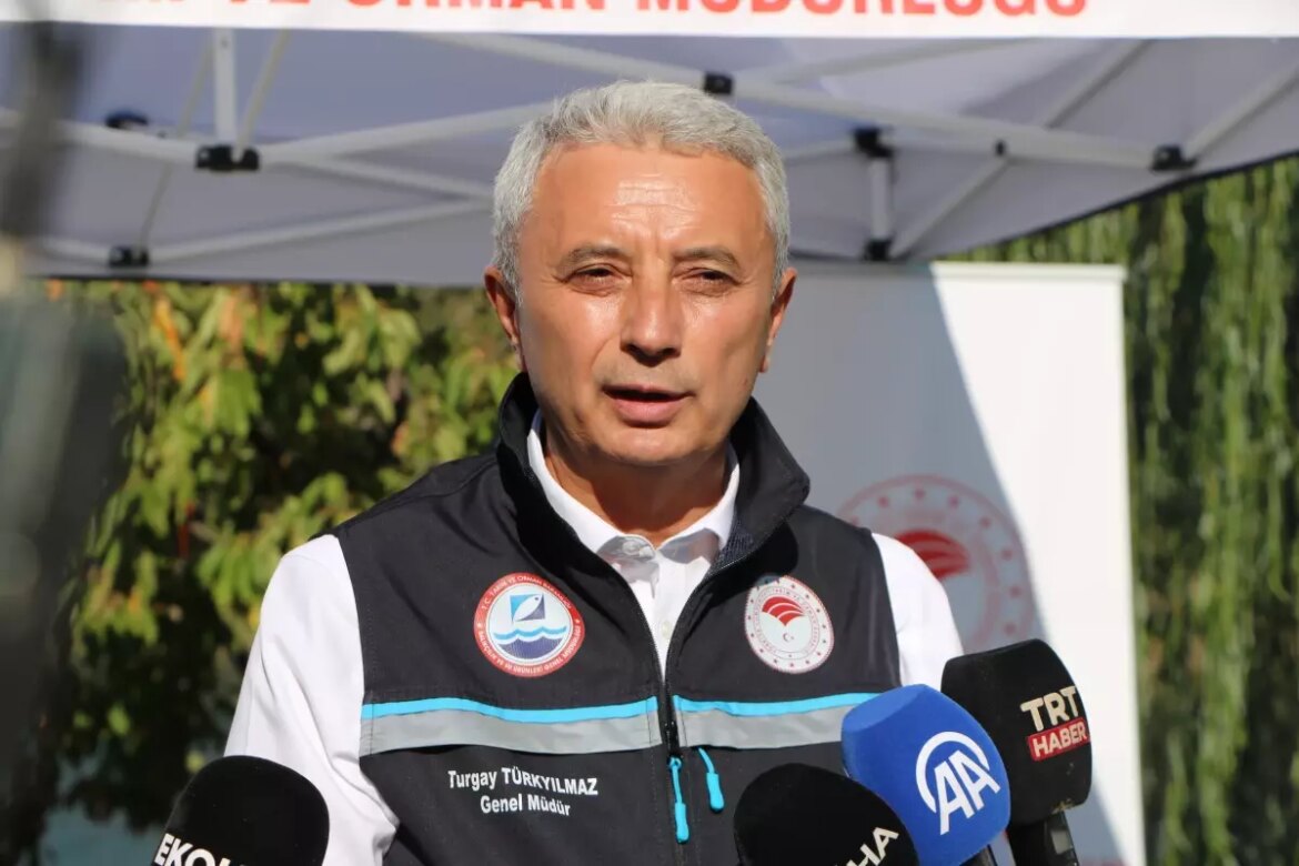 turkiyede-mersin-baligi-uretimi-havyarin-kilosu-bin-avro-FhFqdq4N.jpg
