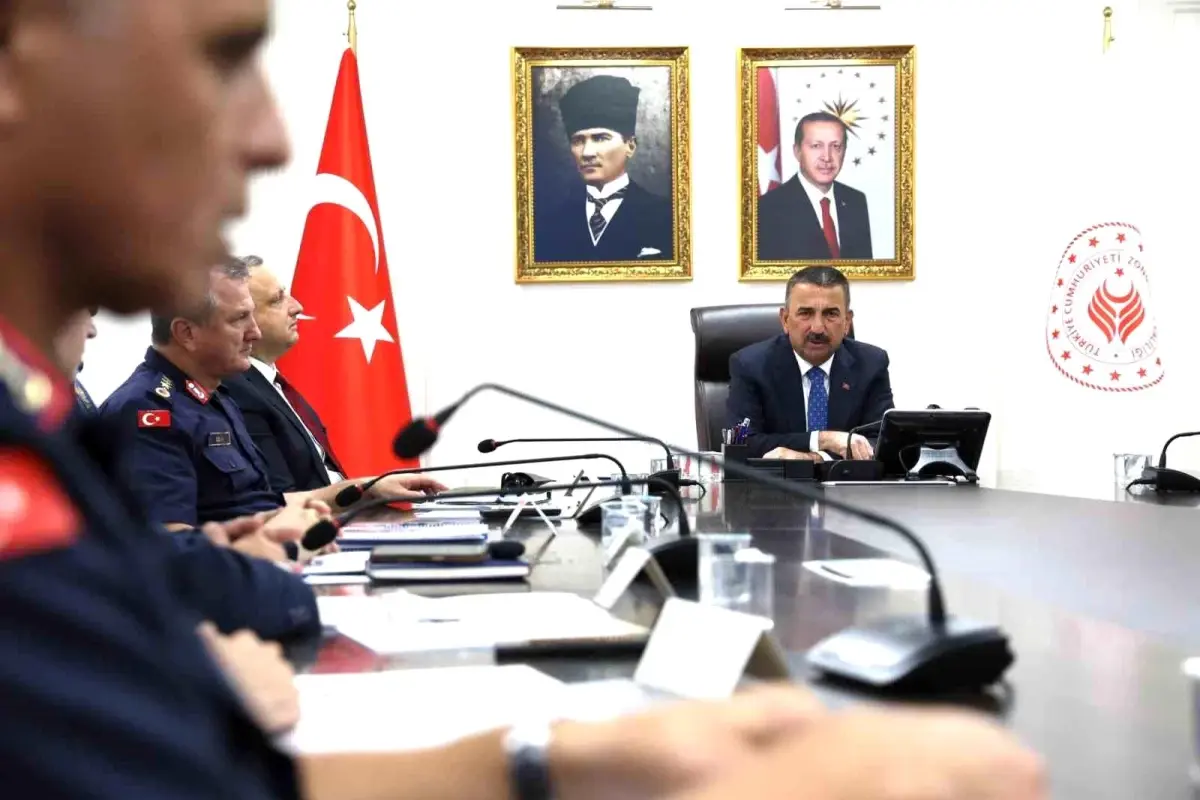 zonguldakta-egitim-yili-guvenligi-icin-toplanti-duzenlendi-agdFxdJU.jpg